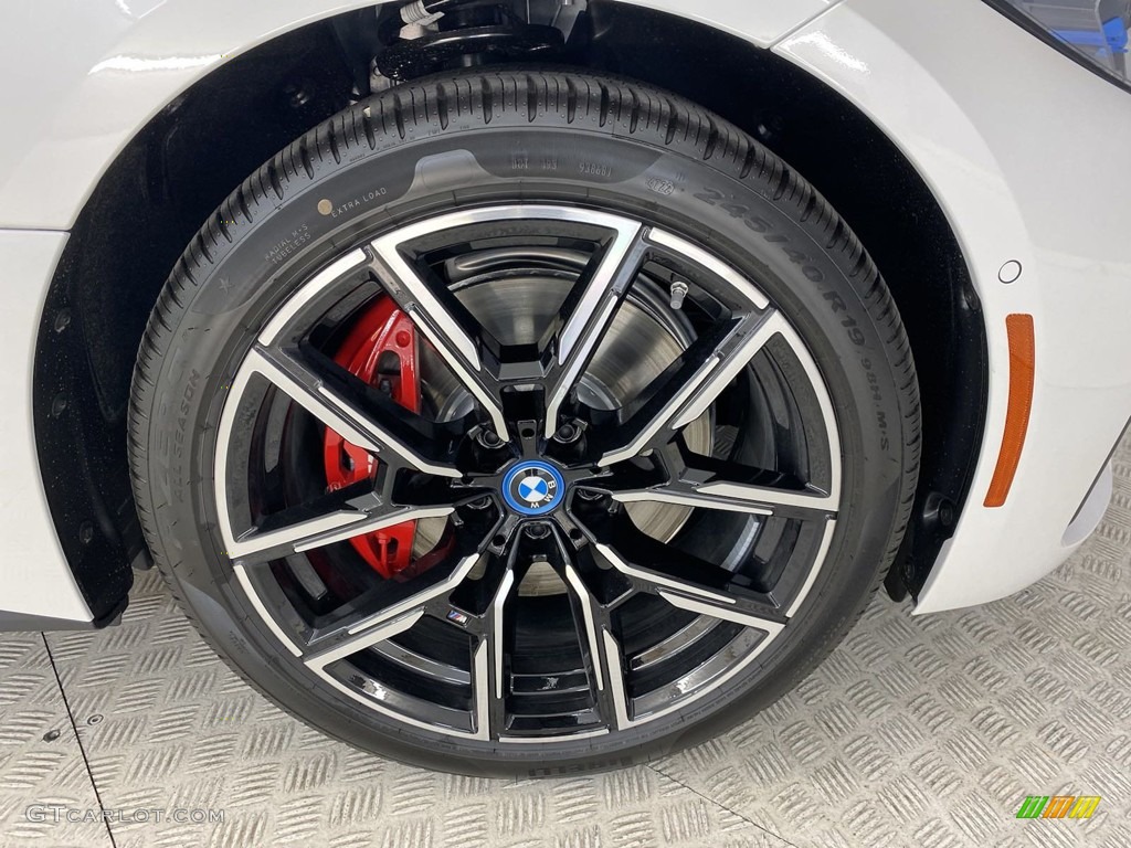 2023 BMW i4 Series M50 Wheel Photos