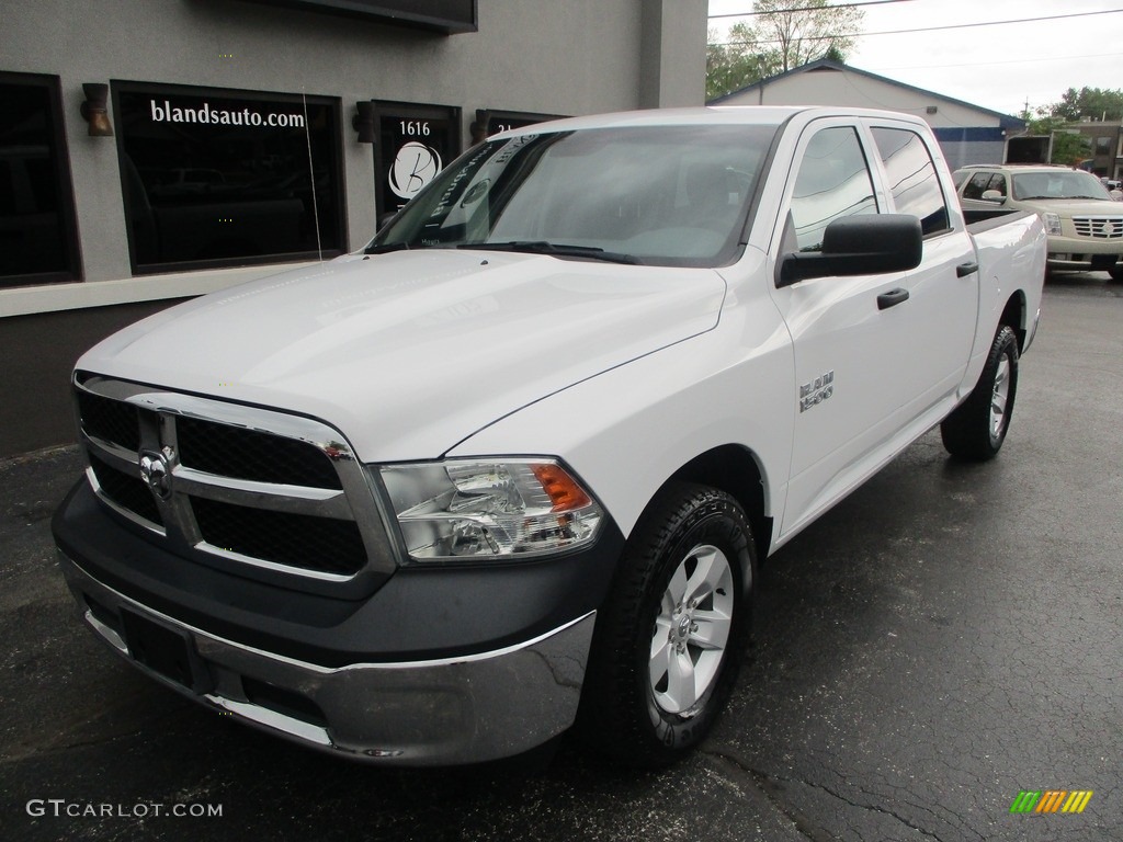2018 1500 Tradesman Crew Cab 4x4 - Bright White / Black/Diesel Gray photo #2