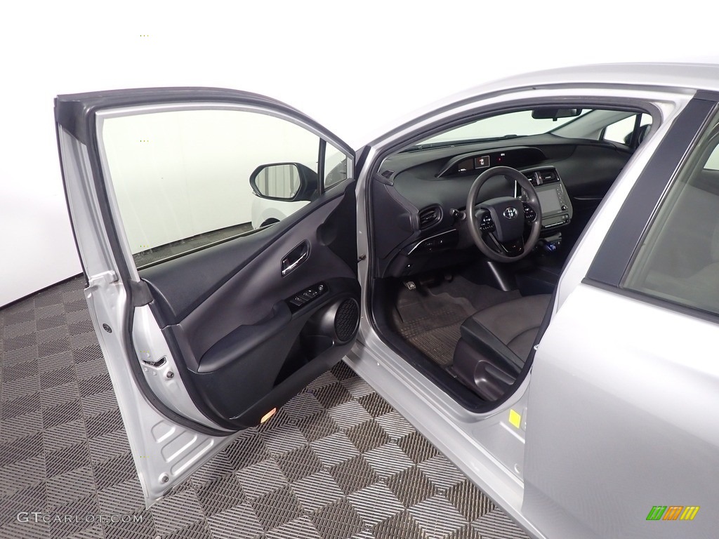 2021 Prius L Eco - Classic Silver Metallic / Black photo #16