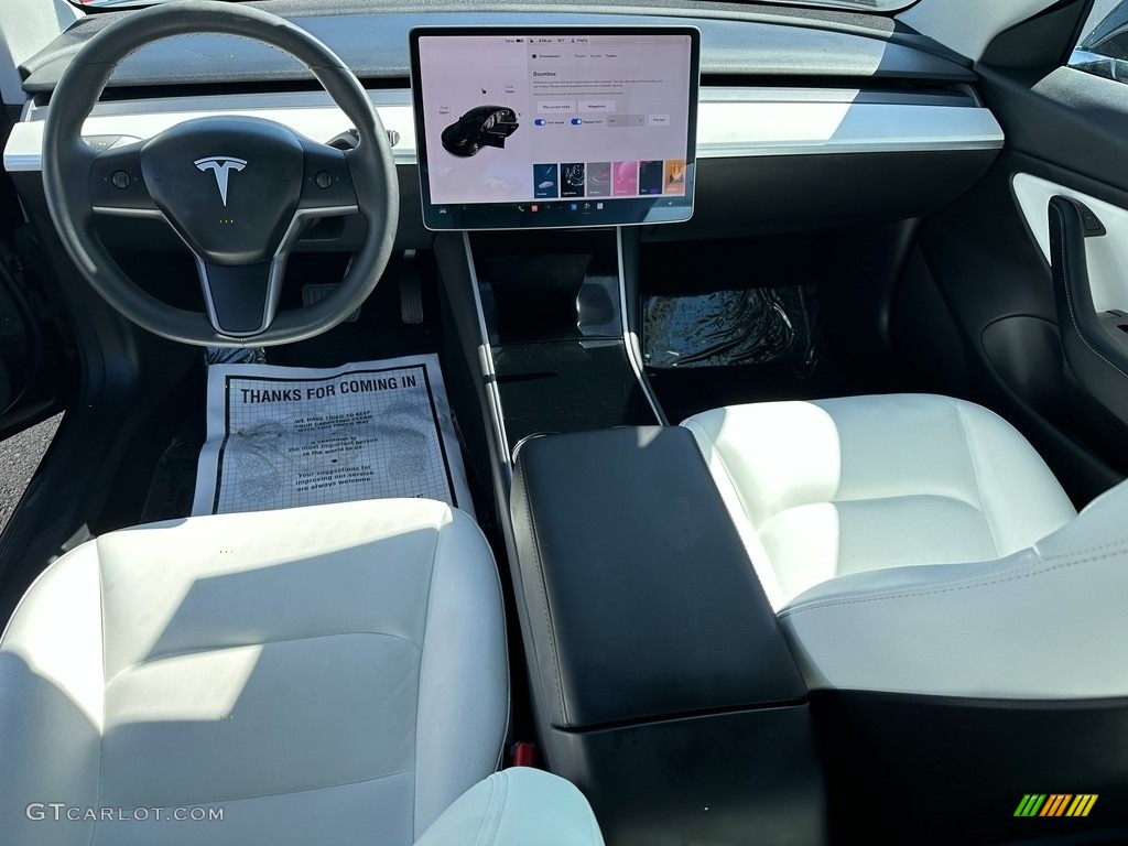 2020 Tesla Model 3 Standard Range Plus Front Seat Photo #146117699