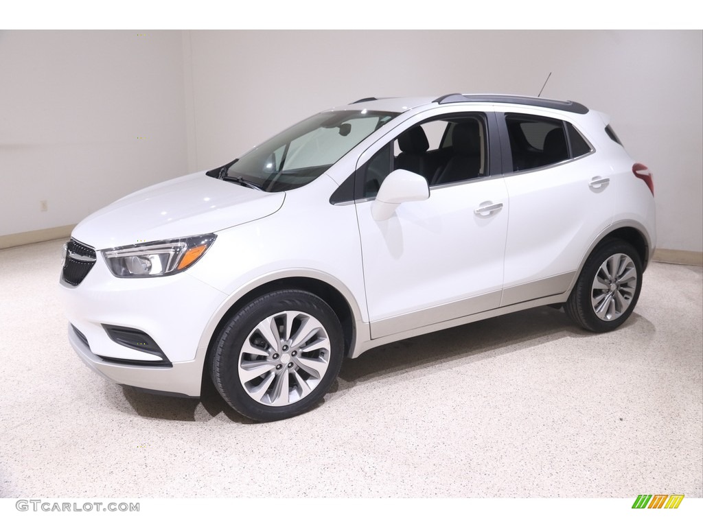 White Frost Tricoat 2020 Buick Encore Preferred Exterior Photo #146118236