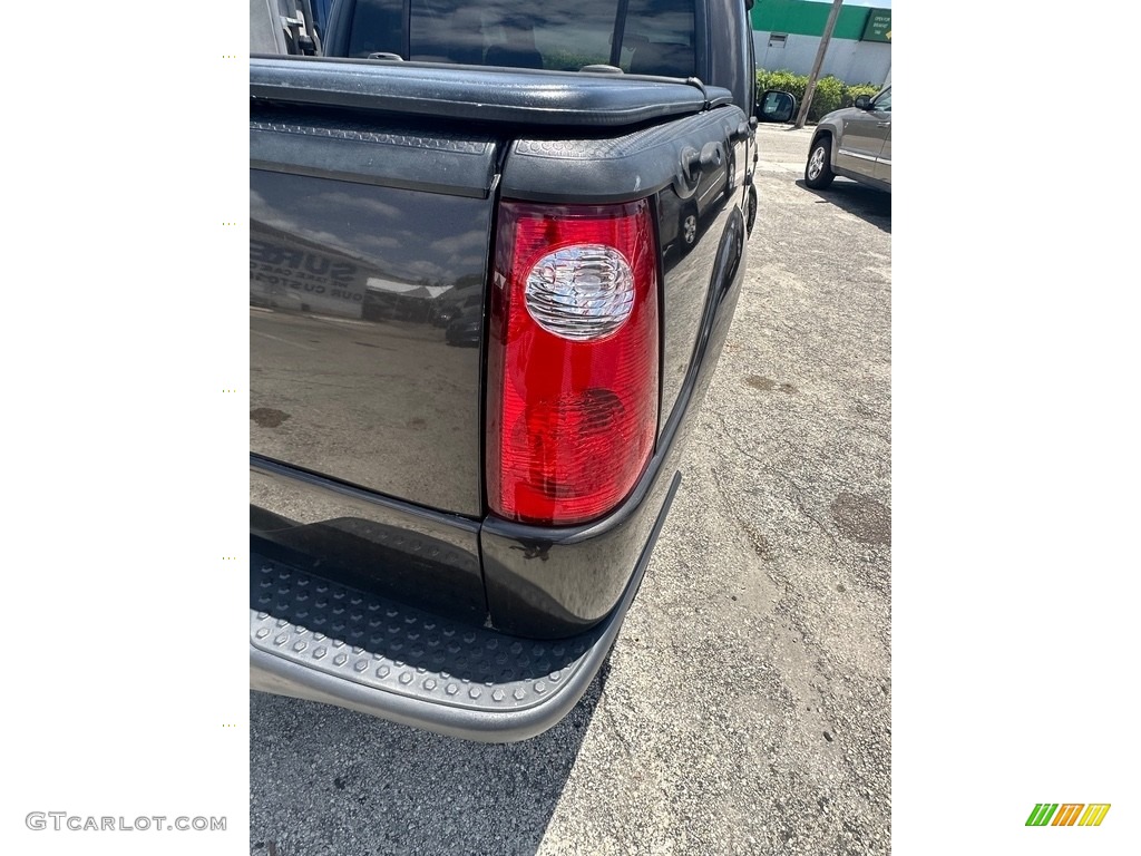 2005 Explorer Sport Trac XLT - Black Clearcoat / Medium Pebble photo #5