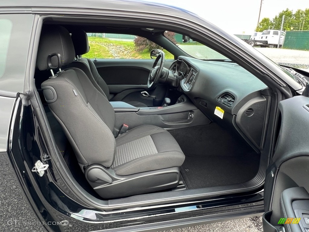 2023 Dodge Challenger SXT Blacktop Front Seat Photo #146120343