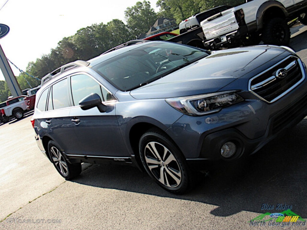 2018 Outback 2.5i Limited - Twilight Blue Metallic / Titanium Gray photo #26