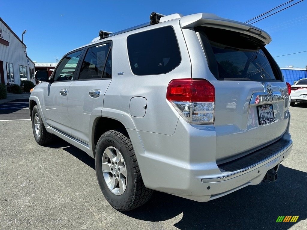 2011 4Runner SR5 - Classic Silver Metallic / Graphite photo #4