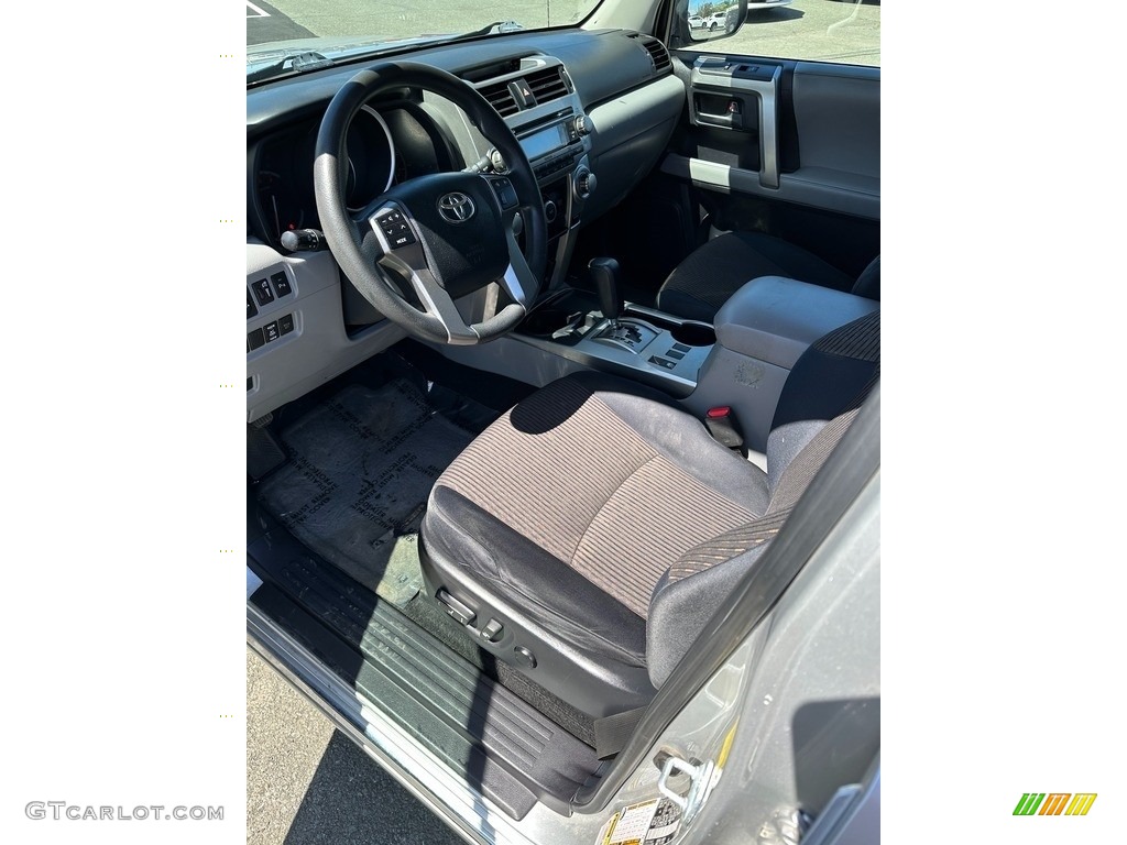 2011 4Runner SR5 - Classic Silver Metallic / Graphite photo #11