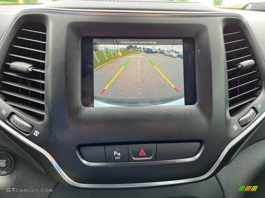 2019 Jeep Cherokee Latitude Plus 4x4 Controls Photo #146123018