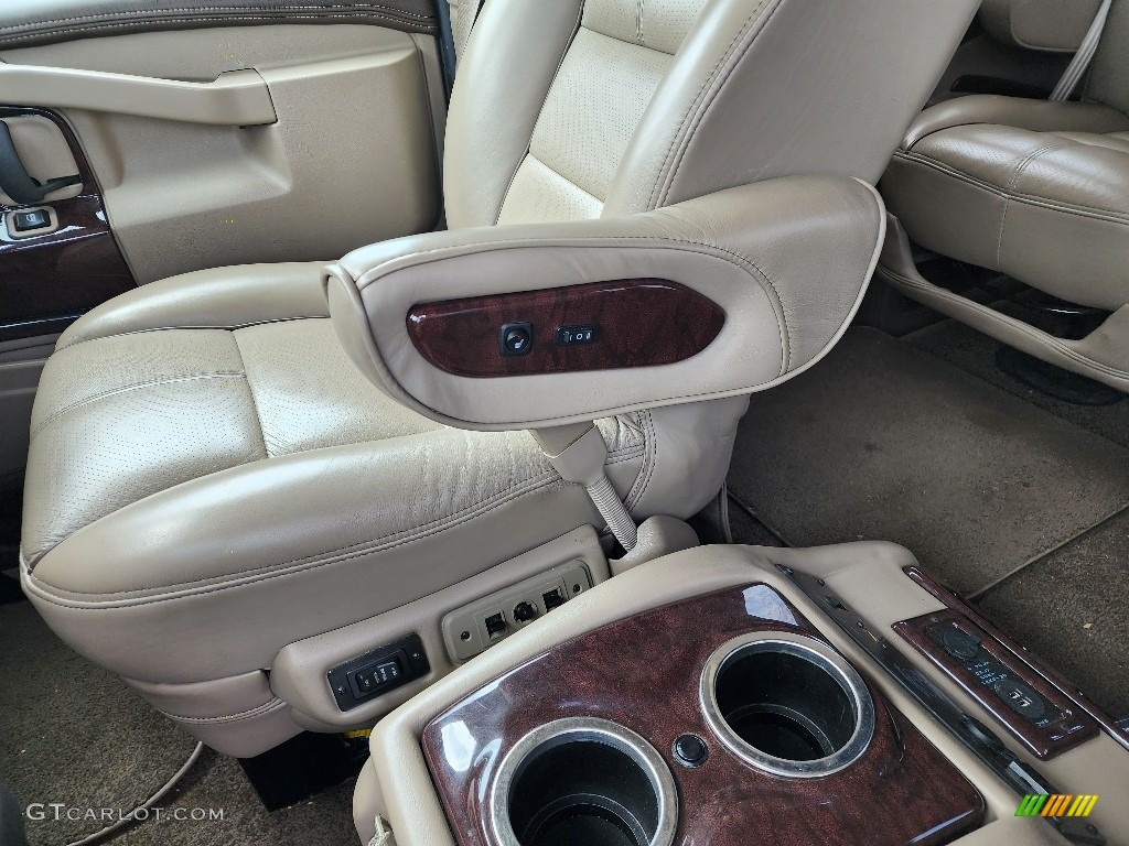 2016 Chevrolet Express 2500 Passenger Conversion Van Front Seat Photo #146124421