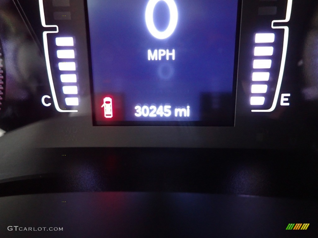 2019 Cherokee Latitude 4x4 - Velvet Red Pearl / Black photo #30