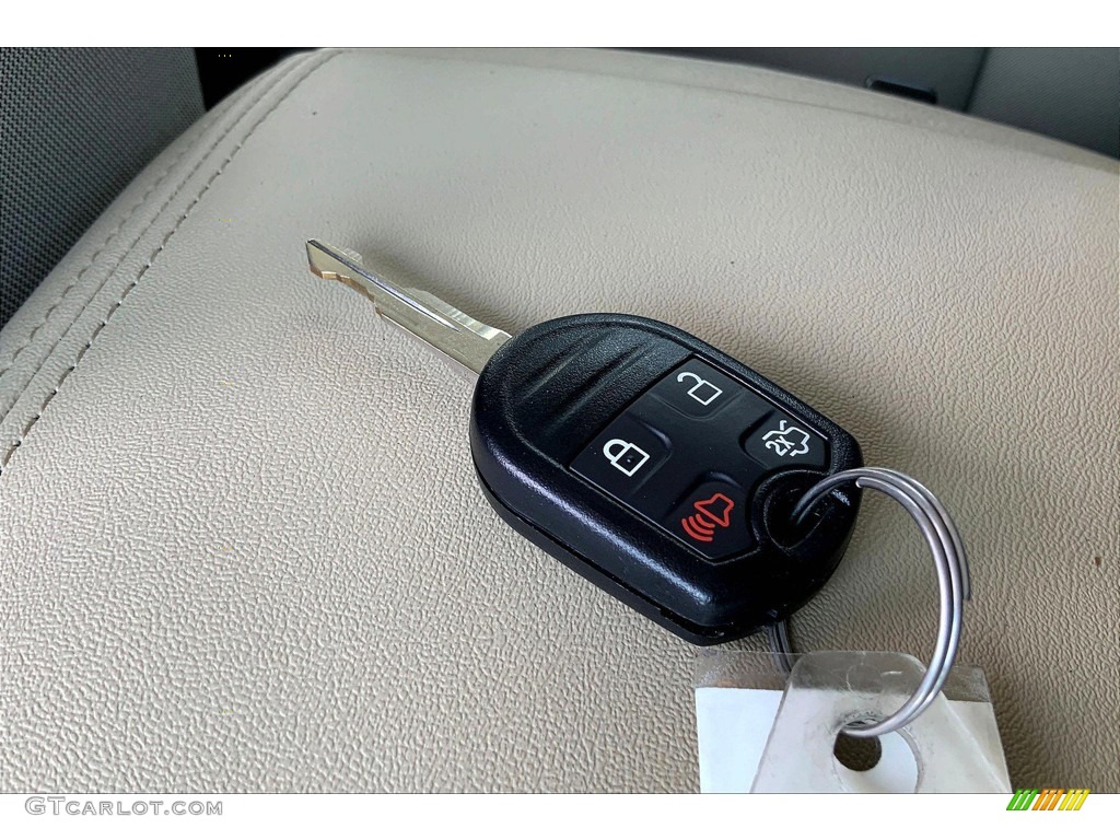 2018 Ford Taurus SE Keys Photo #146126486