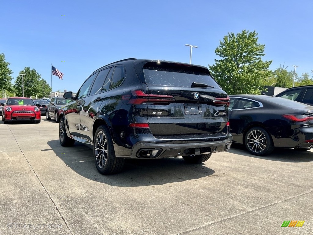 2024 X5 xDrive40i - Black Sapphire Metallic / Cognac photo #3