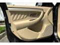 Dune 2018 Ford Taurus SE Door Panel
