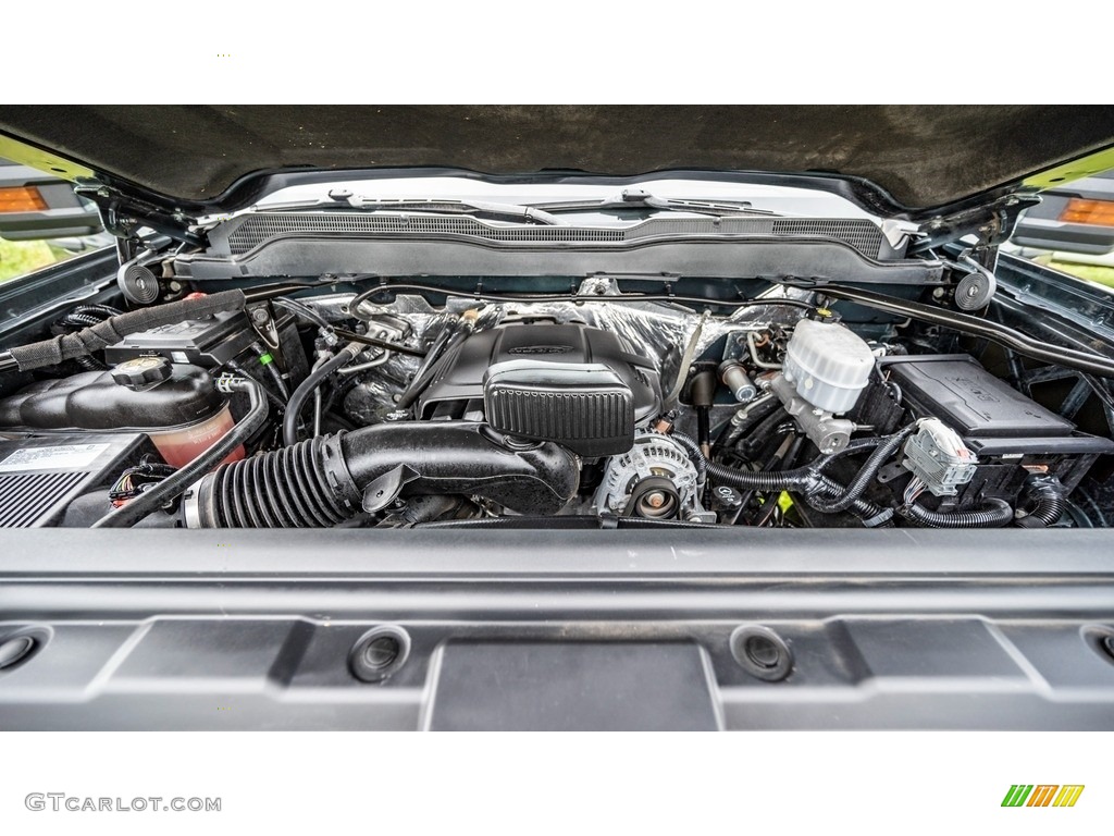 2018 Chevrolet Silverado 2500HD Work Truck Double Cab 4x4 Engine Photos