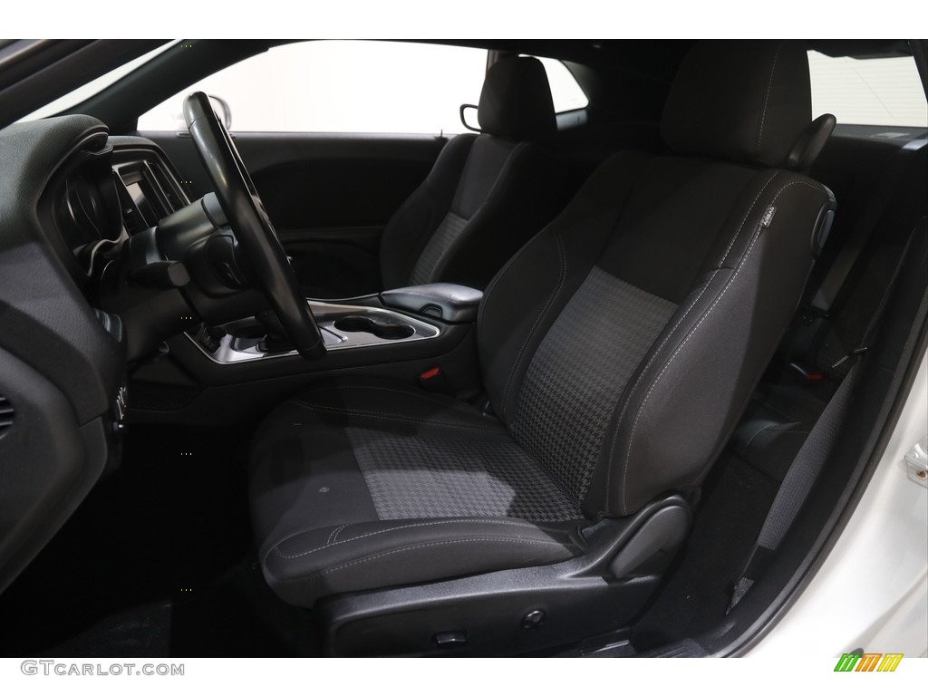 2020 Challenger SXT - Triple Nickel / Black Houndstooth photo #5