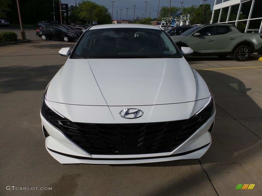 2023 Elantra SEL - Serenity White / Black photo #8