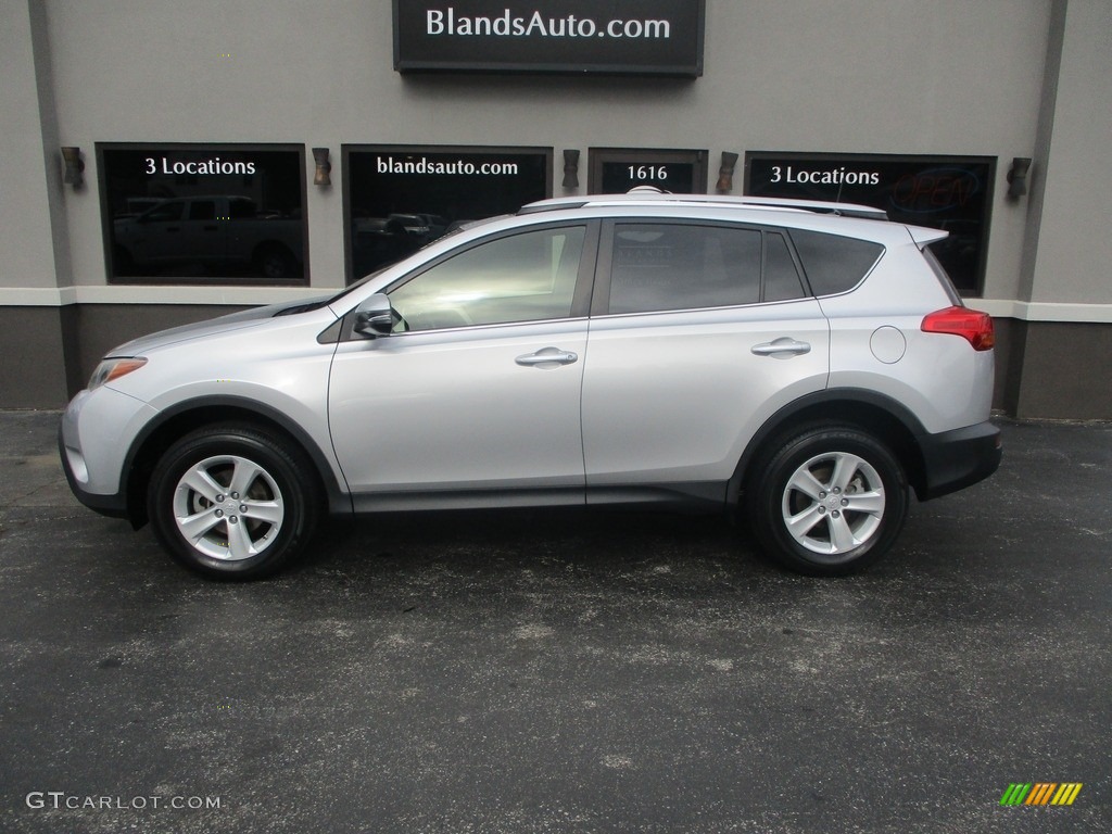 2013 RAV4 XLE AWD - Classic Silver Metallic / Ash photo #1