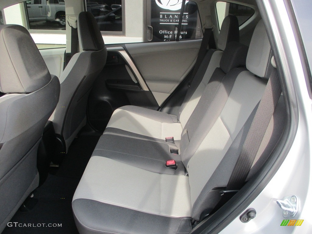 2013 RAV4 XLE AWD - Classic Silver Metallic / Ash photo #8