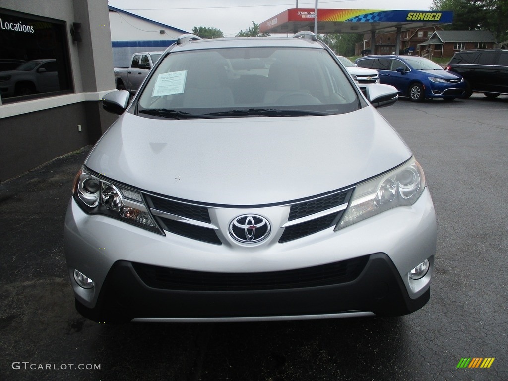 2013 RAV4 XLE AWD - Classic Silver Metallic / Ash photo #28