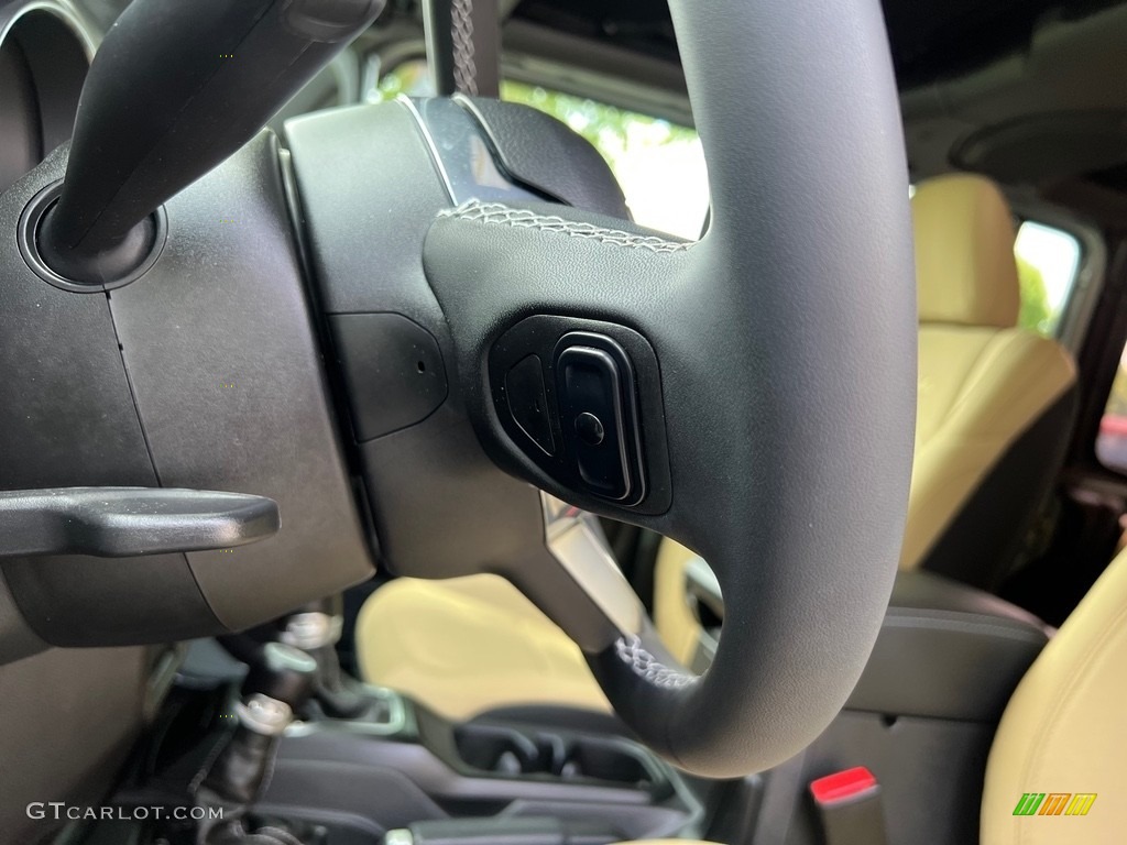 2023 Wrangler Unlimited Sahara 4x4 - Earl / Heritage Tan/Black photo #12