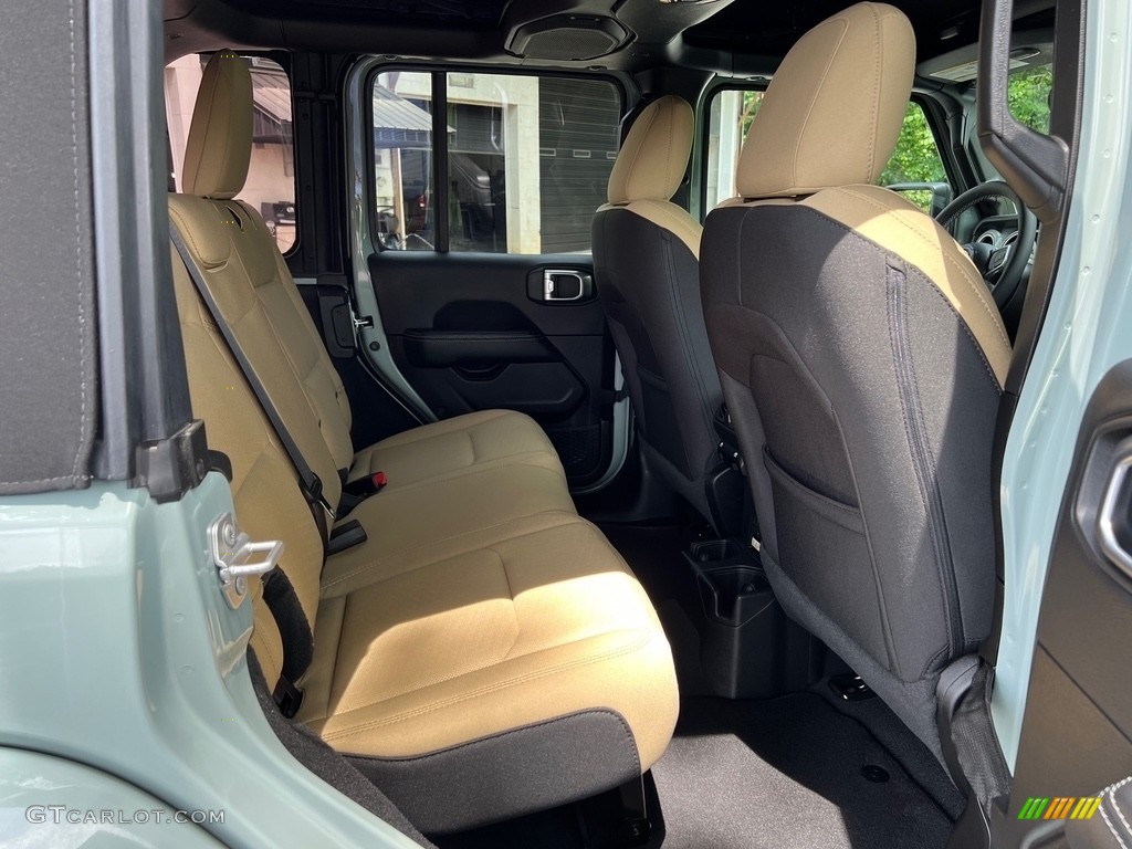 2023 Jeep Wrangler Unlimited Sahara 4x4 Rear Seat Photo #146129892