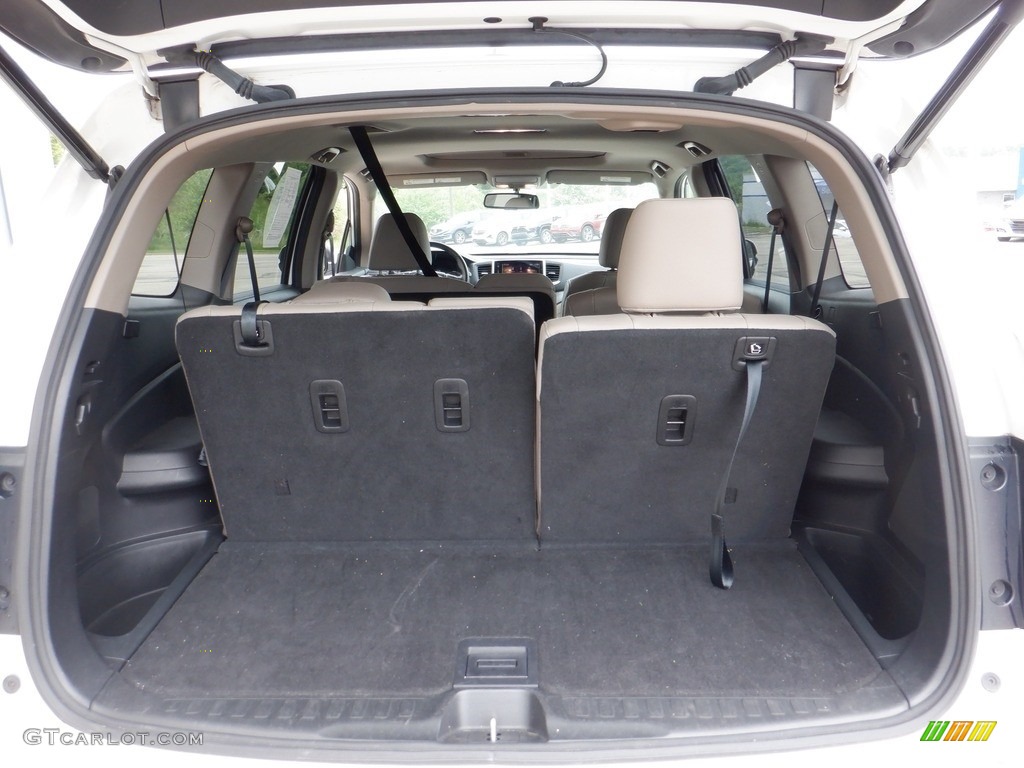 2018 Honda Pilot EX-L AWD Trunk Photo #146130064