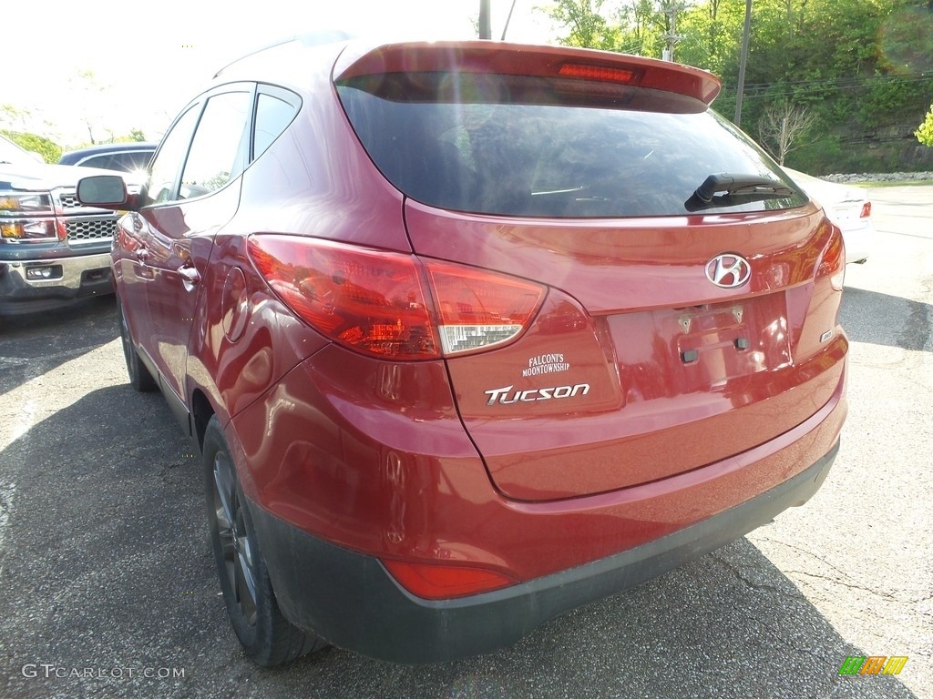 2015 Tucson SE AWD - Garnet Red / Beige photo #2