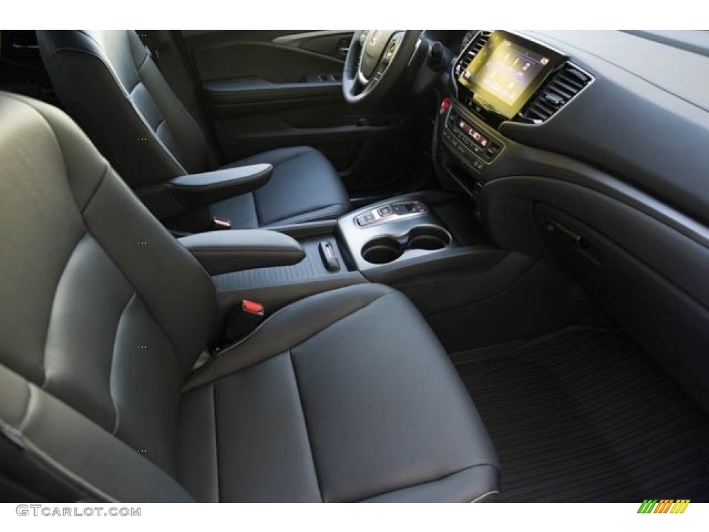 Black Interior 2023 Honda Ridgeline RTL AWD Photo #146132032