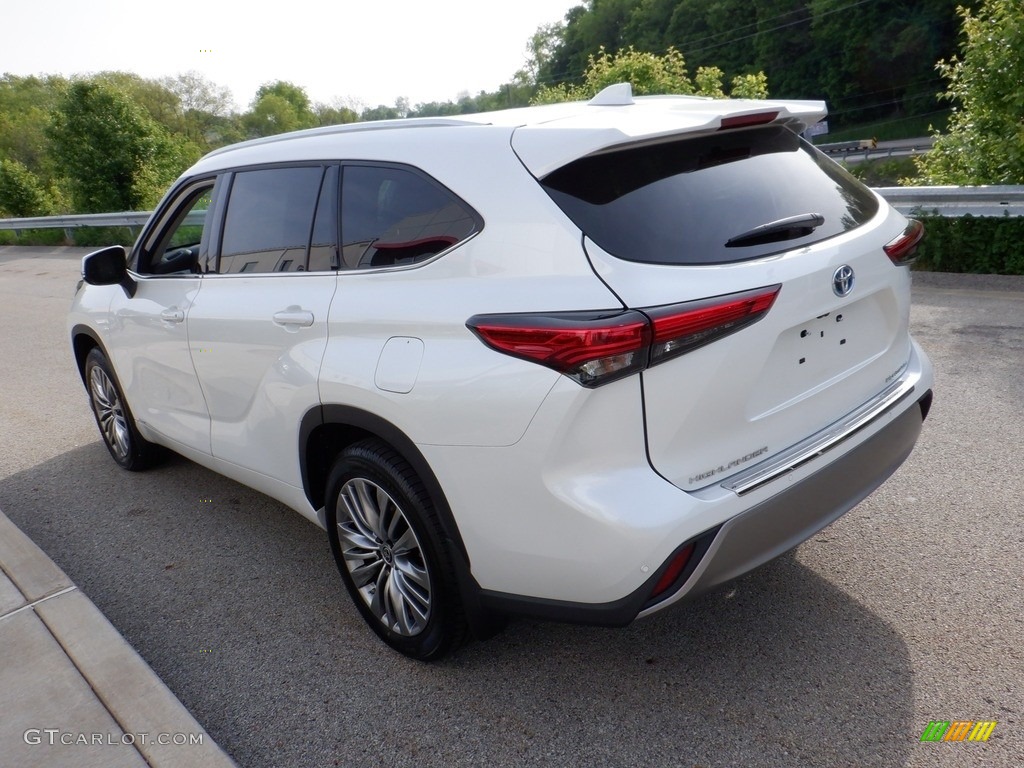 2022 Highlander Hybrid Platinum AWD - Wind Chill Pearl / Graphite photo #20