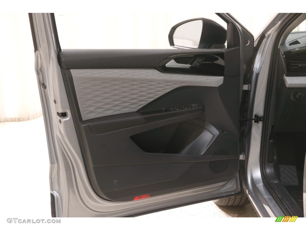 2023 Volkswagen Taos S 4Motion Gray Door Panel Photo #146133673