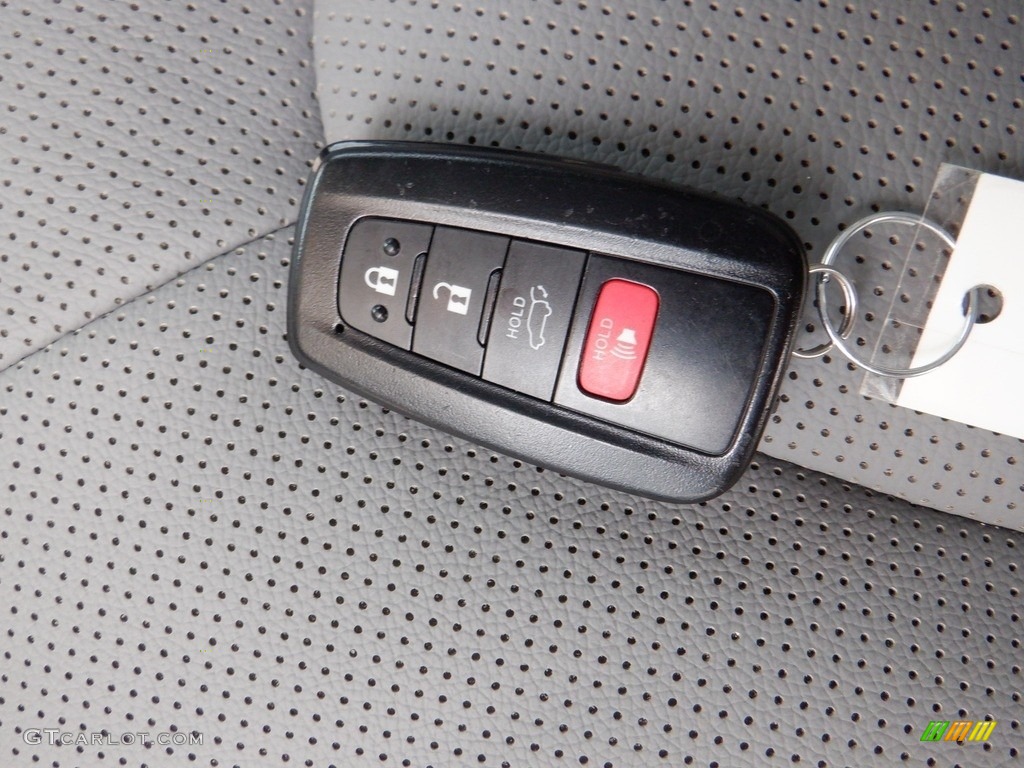 2022 Toyota Highlander Hybrid Platinum AWD Keys Photos
