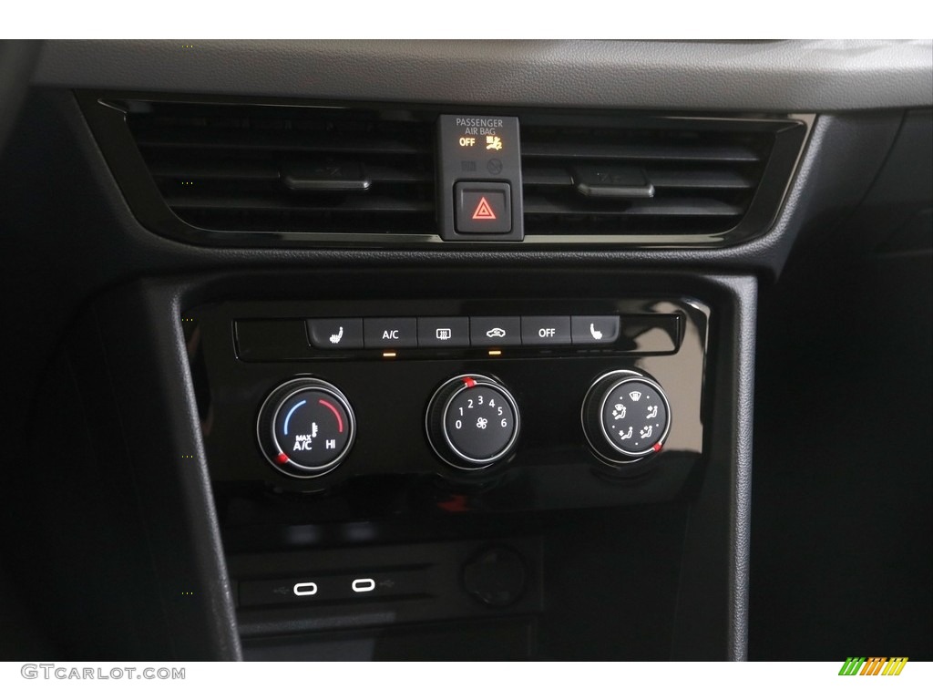 2023 Volkswagen Taos S 4Motion Controls Photo #146133847