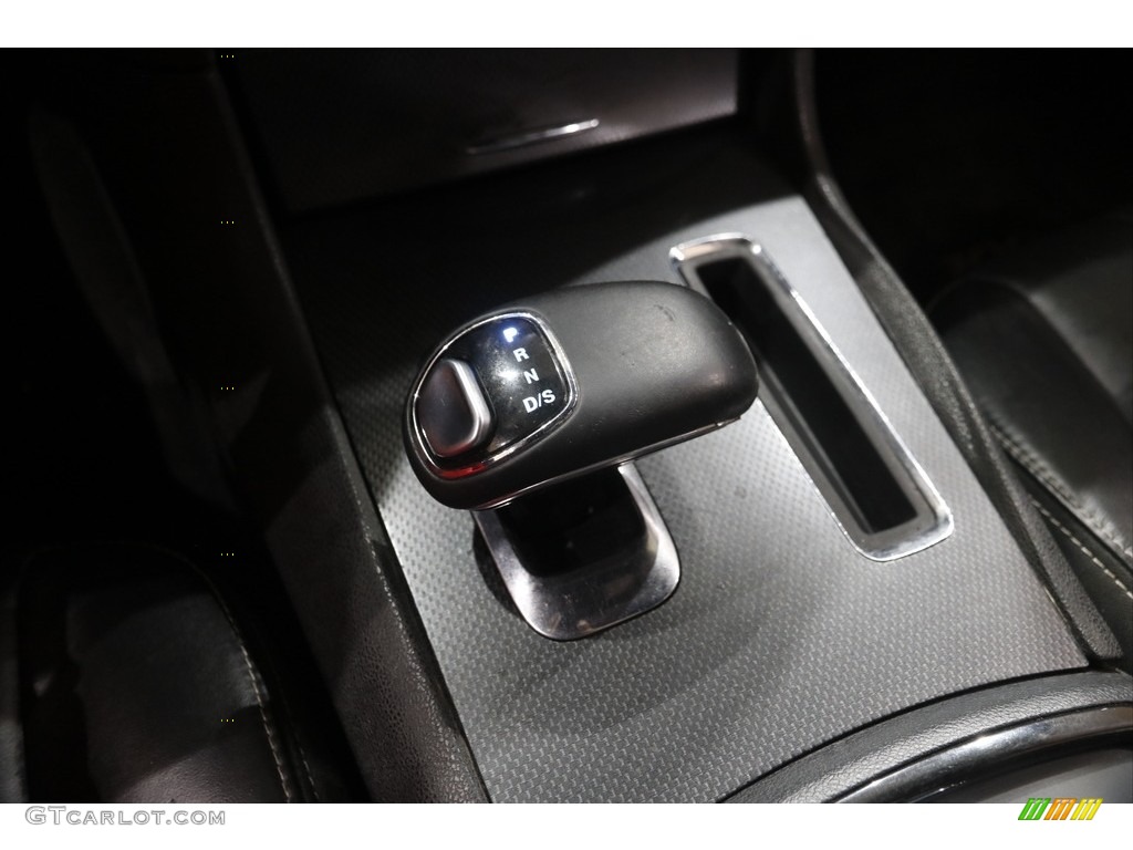 2014 Chrysler 300 S AWD Transmission Photos