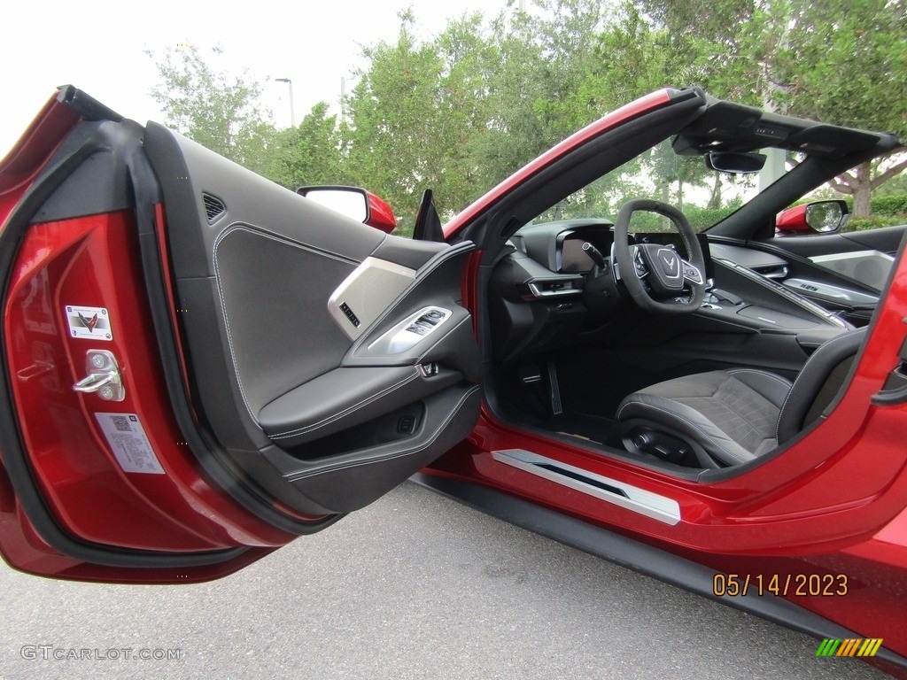2021 Chevrolet Corvette Stingray Convertible Door Panel Photos