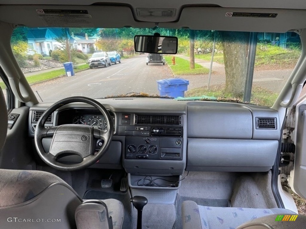 1997 Volkswagen EuroVan Campmobile Grey Dashboard Photo #146135407