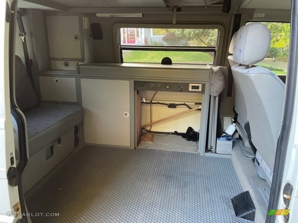 1997 Volkswagen EuroVan Campmobile Rear Seat Photo #146135512