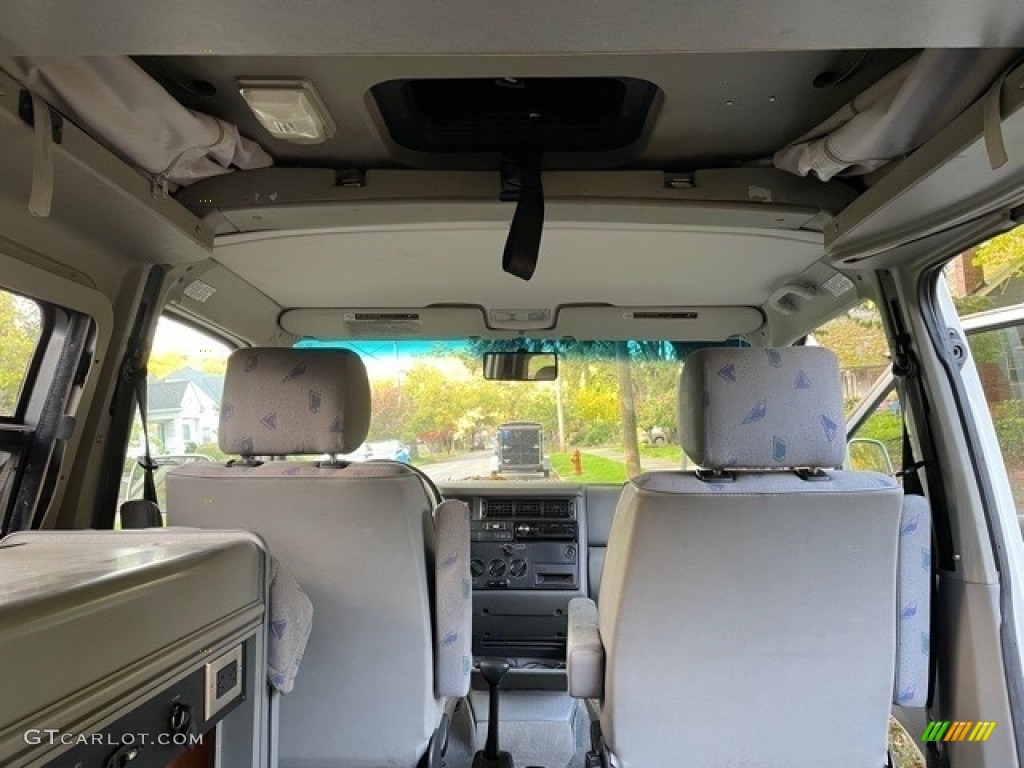 1997 Volkswagen EuroVan Campmobile Rear Seat Photo #146135530