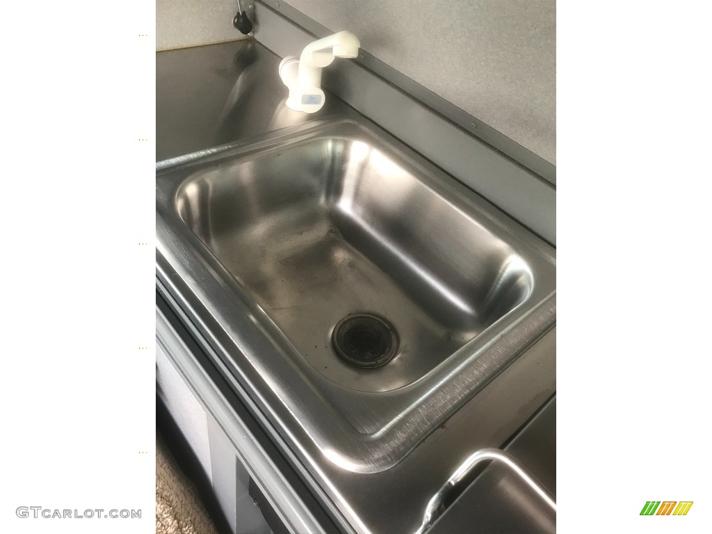 1997 Volkswagen EuroVan Campmobile Sink Photo #146135635