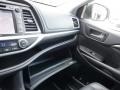 2019 Blizzard Pearl White Toyota Highlander SE AWD  photo #31