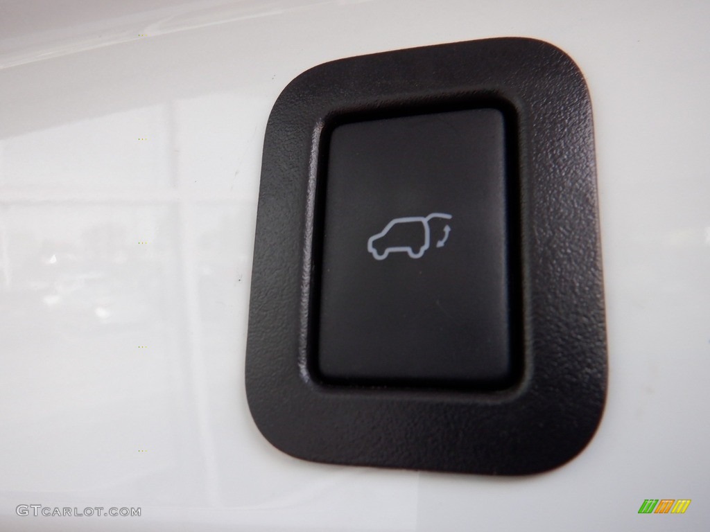 2019 Highlander SE AWD - Blizzard Pearl White / Black photo #37