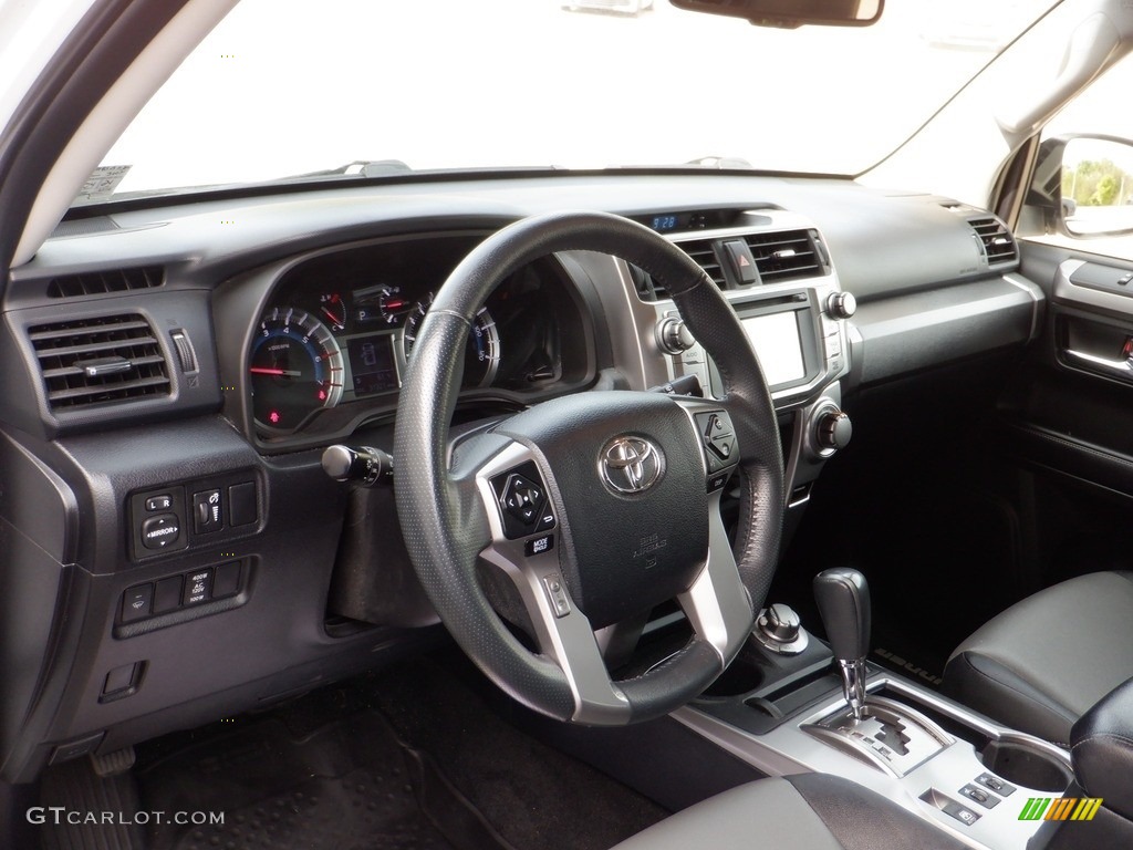 2018 4Runner SR5 4x4 - Super White / Black photo #22