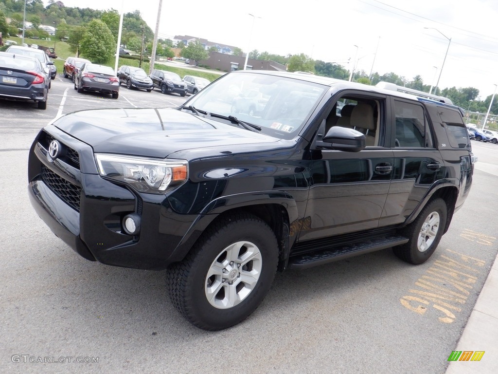 2018 4Runner SR5 4x4 - Midnight Black Metallic / Sand Beige photo #7