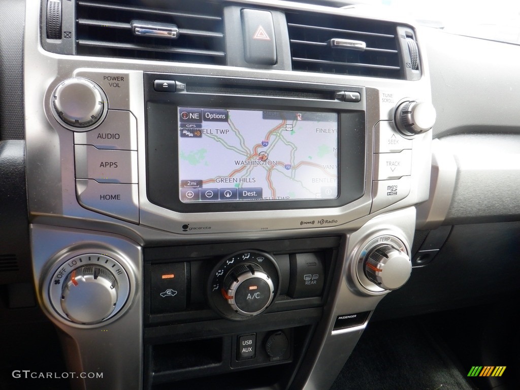 2018 4Runner SR5 4x4 - Midnight Black Metallic / Sand Beige photo #19