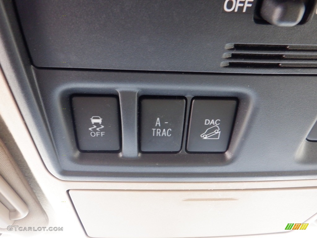2018 4Runner SR5 4x4 - Midnight Black Metallic / Sand Beige photo #26