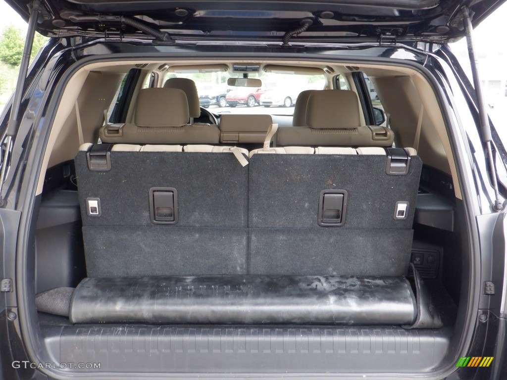 2018 4Runner SR5 4x4 - Midnight Black Metallic / Sand Beige photo #29