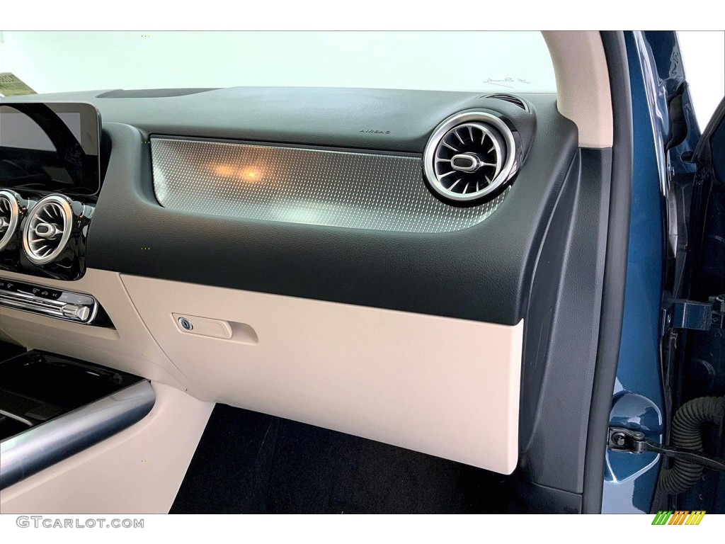 2021 GLA 250 - Denim Blue Metallic / Macchiato Beige photo #16
