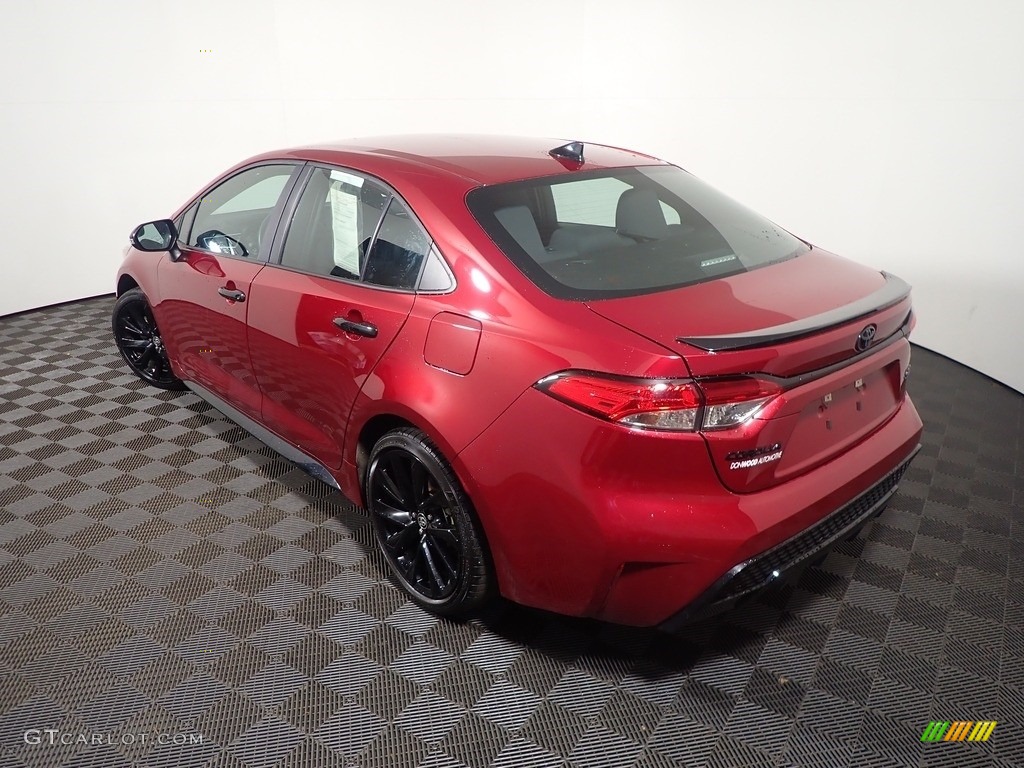 2022 Corolla SE Nightshade - Ruby Flare Pearl / Black photo #11