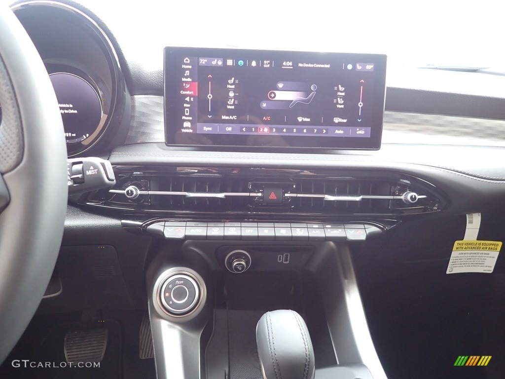 2024 Alfa Romeo Tonale Ti AWD Controls Photos