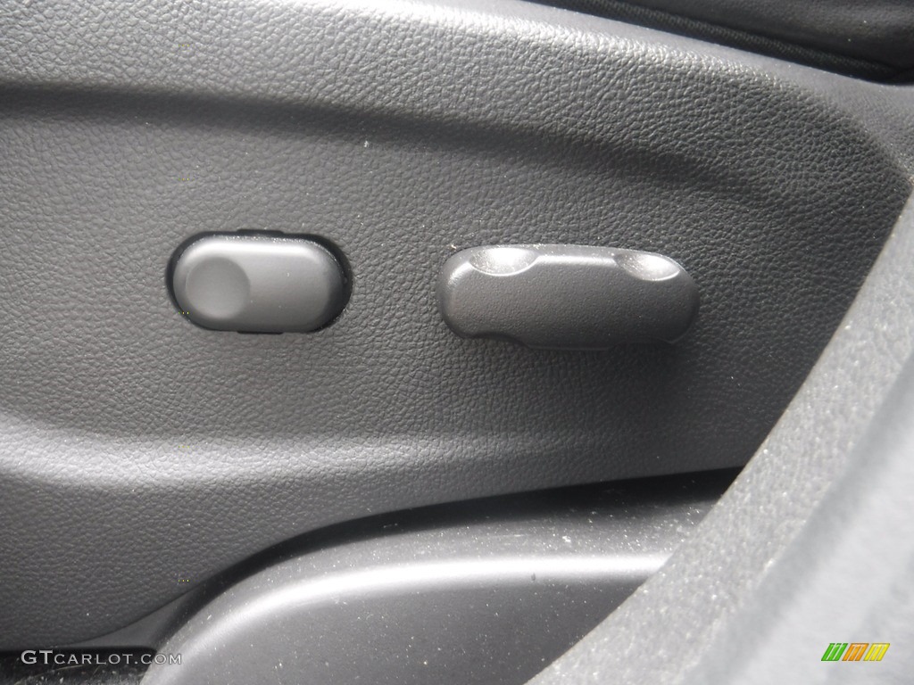 2019 Trax LT AWD - Satin Steel Metallic / Jet Black photo #14