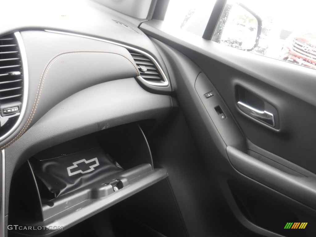 2019 Trax LT AWD - Satin Steel Metallic / Jet Black photo #23