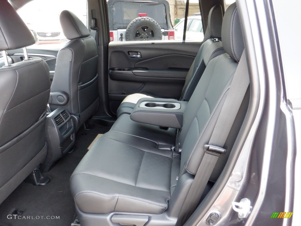 2021 Passport EX-L AWD - Modern Steel Metallic / Black photo #28